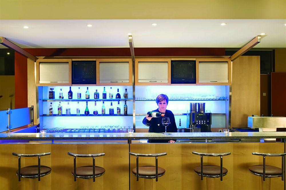Nh Leipzig Messe Hotel Екстериор снимка