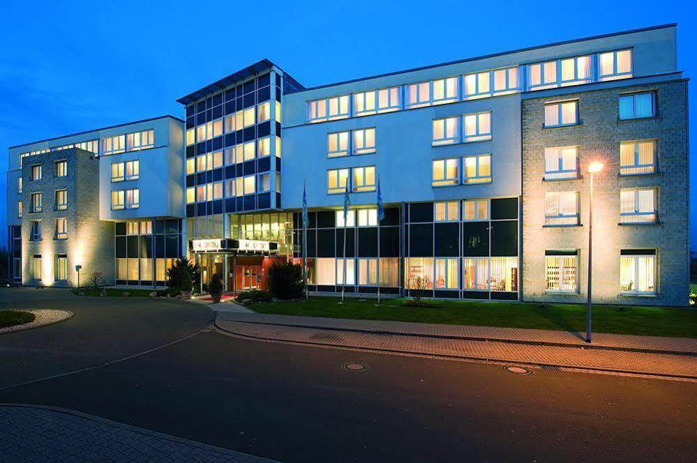 Nh Leipzig Messe Hotel Екстериор снимка